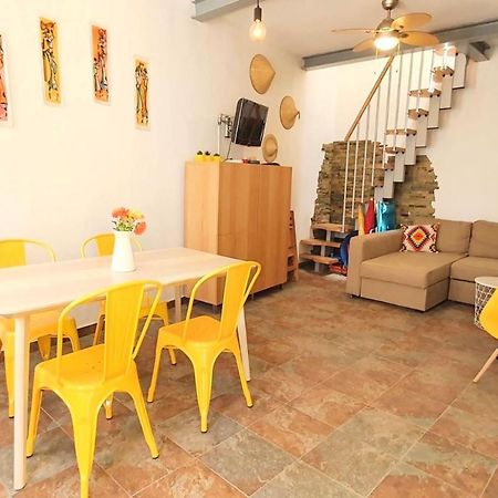 Lovelystay - Yellow Submarine House Λάγος Εξωτερικό φωτογραφία