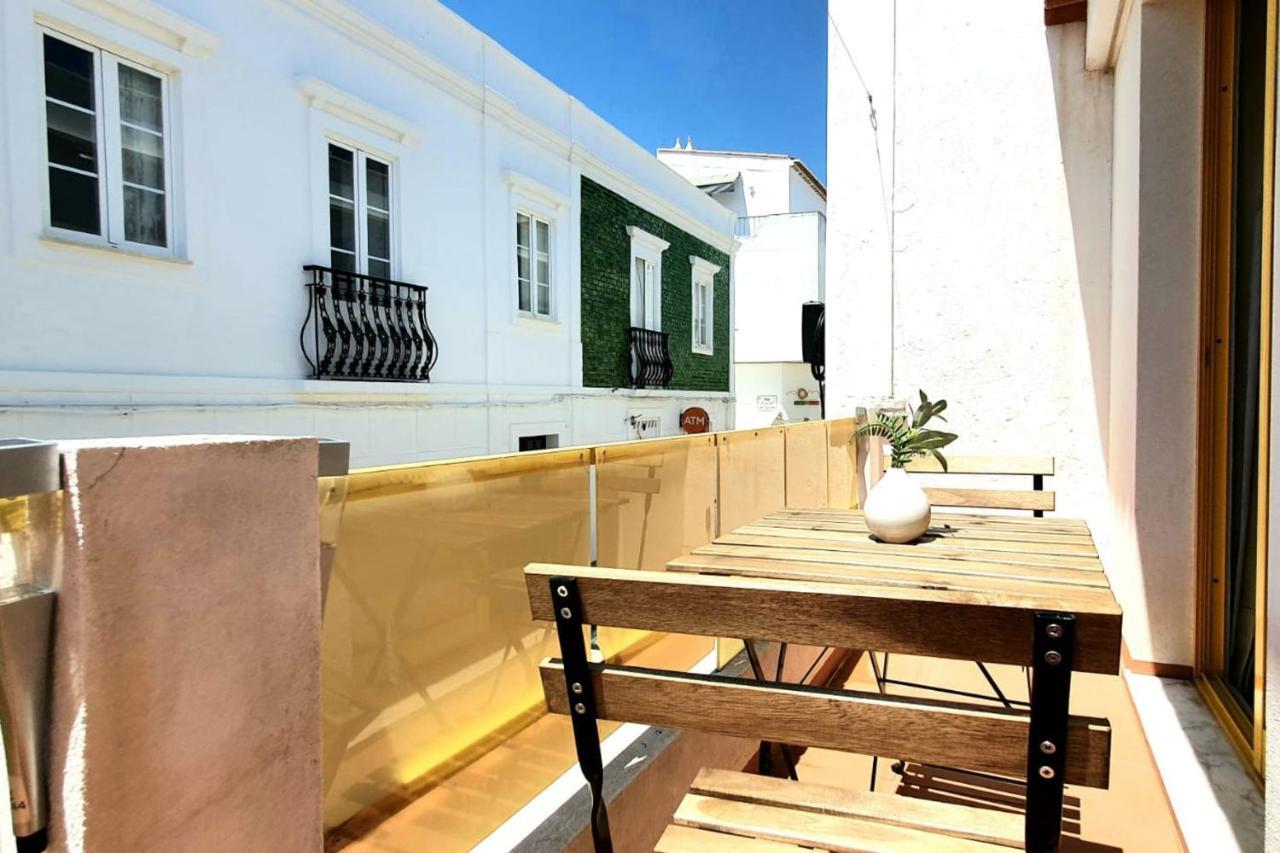 Lovelystay - Yellow Submarine House Λάγος Εξωτερικό φωτογραφία