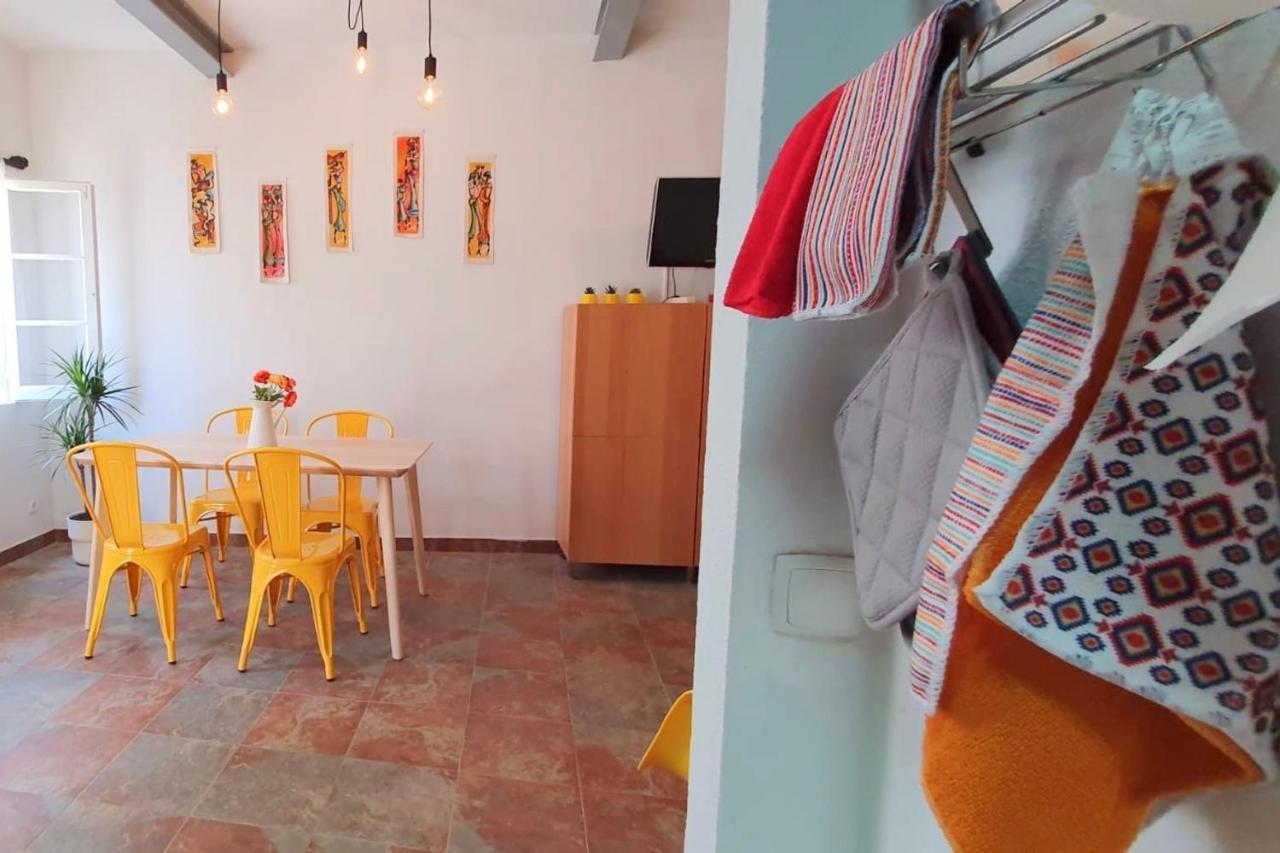 Lovelystay - Yellow Submarine House Λάγος Εξωτερικό φωτογραφία